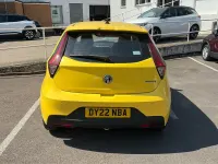 Used MG MG3 Exclusive 106 HP (77 kW) 2022 Yellow Hatchback