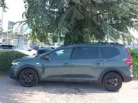 Used Dacia Jogger Extreme 109 HP (80 kW) 2025 Green MPV