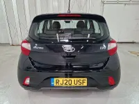 Begagnad Hyundai i10 SE 84 HK (61 kW) 2020 Svart Halvkombi