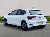 Begagnad VW Polo Life 95 HK (69 kW) 2024 Vit Halvkombi