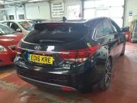 Used Hyundai i40 SE 141 HP (103 kW) 2016 Black Estate