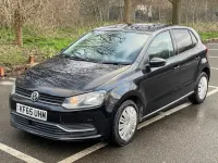 Begagnad VW Polo 2016 Svart Halvkombi