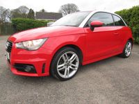 Begagnad Audi A1 S-Line 2011 Röd Halvkombi