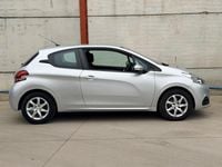 Used Peugeot 208 Active 2016 Silver Hatchback