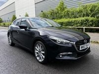 Begagnad Mazda 3 Inclusive 2017 Svart Halvkombi