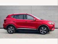 Used MG ZS Excite 105 HP (77 kW) 2022 Red SUV