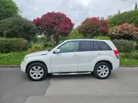 Używany Suzuki Grand Vitara SZ5 129 KM (94 kW) 2011 Biały SUV