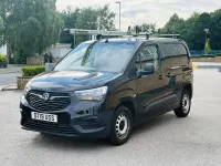 Used Vauxhall Combo Edition 75 HP (55 kW) 2019 Black MPV