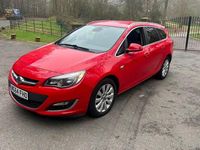 Used Vauxhall Astra Elite 165 HP (121 kW) 2014 Red Estate