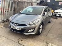 Used Hyundai i30 Classic 100 HP (73 kW) 2013 Grey Hatchback