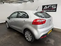 Used Kia Rio 84 HP (61 kW) 2013 Silver Hatchback