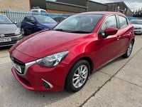 Begagnad Mazda 2 2017 Röd Halvkombi