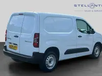 Used Citroën Berlingo 101 HP (74 kW) 2025 White MPV