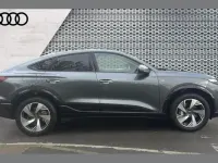 Begagnad Audi Q6 e-tron S-Line 284 kW (387 HK) 2026 Grå SUV