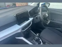 Usado Seat Arona SE Technology 94 CV (69 kW) 2026 Azul SUV