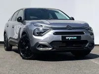 Begagnad Citroën e-C4 100 kW (136 HK) 2024 Grå Halvkombi