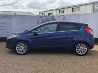 Used Ford Fiesta Titanium 120 HP (88 kW) 2016 Blue Hatchback