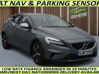 Begagnad Volvo V40 R-Design 122 HK (89 kW) 2017 Grå Halvkombi