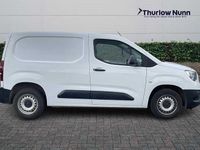 Second-hand Vauxhall Combo Edition 75 CP (55 kW) 2020 Alb Monovolum