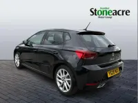 Usado Seat Ibiza FR 113 CV (83 kW) 2025 Negro Utilitario