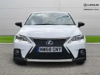 Used Lexus CT200h Sport Line 134 HP (98 kW) 2018 White Hatchback