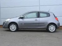 Second-hand Renault Clio II 75 CP (55 kW) 2010 Gri Hatchback