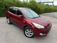 Used Ford Kuga Titanium 180 HP (132 kW) 2016 Red SUV