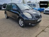 Usado Toyota Yaris 2006 Preto Citadino