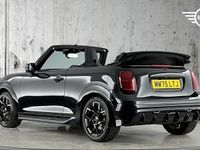 Begagnad Mini Cooper 118 kW (161 HK) 2025 Svart Halvkombi