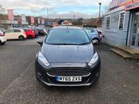Used Ford Fiesta Titanium 75 HP (55 kW) 2015 Grey Hatchback