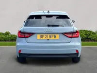 Usado Audi A1 Premium 94 HP (69 kW) 2021 Cinzento SUV