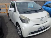 Used Toyota iQ 98 HP (72 kW) 2012 White Hatchback