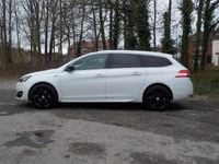 Used Peugeot 308 GT-line 2016 White Estate
