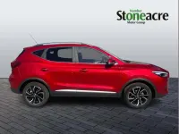 Used MG ZS Exclusive 109 HP (80 kW) 2024 Red SUV