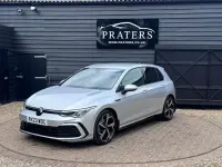 Usado VW Golf VIII R-line 150 CV (110 kW) 2023 Plateado Utilitario