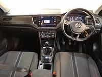 Used VW T-Roc Design 115 HP (84 kW) 2019 White SUV