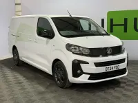 Usado Vauxhall Vivaro 2024 Branco Monovolume