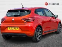 Used Renault Clio V Evolution 2023 Orange Hatchback