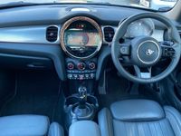 used Mini Cooper Hatch 1.5Exclusive Hatchback 3dr Petrol Steptronic Euro 6 (s/s) (136 ps)