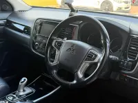 Used Mitsubishi Outlander P-HEV 2017 White Estate