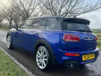 Begagnad Mini Cooper Clubman Sport 2020 Blå Kombi