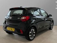 Used Hyundai i10 Advanced 63 HP (46 kW) 2025 Black Hatchback