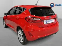 Usado Ford Fiesta Titanium 125 CV (91 kW) 2021 Rojo Utilitario