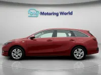 Używany Kia Ceed 2024 Czerwony Hatchback