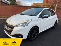 Used Peugeot 208 2017 White Hatchback