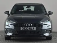 Usado Audi A3 Premium 110 HP (80 kW) 2022 Cinzento Sedan