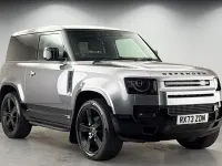 Usado Land Rover Defender HSE Dynamic 249 HP (183 kW) 2025 SUV
