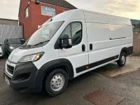 Used Peugeot Boxer 140 HP (102 kW) 2022 White Van