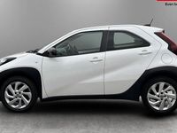 Used Toyota Aygo X PURE 72 HP (52 kW) 2025 SUV