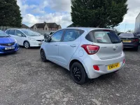 Used Hyundai i10 SE 87 HP (63 kW) 2015 Silver Hatchback